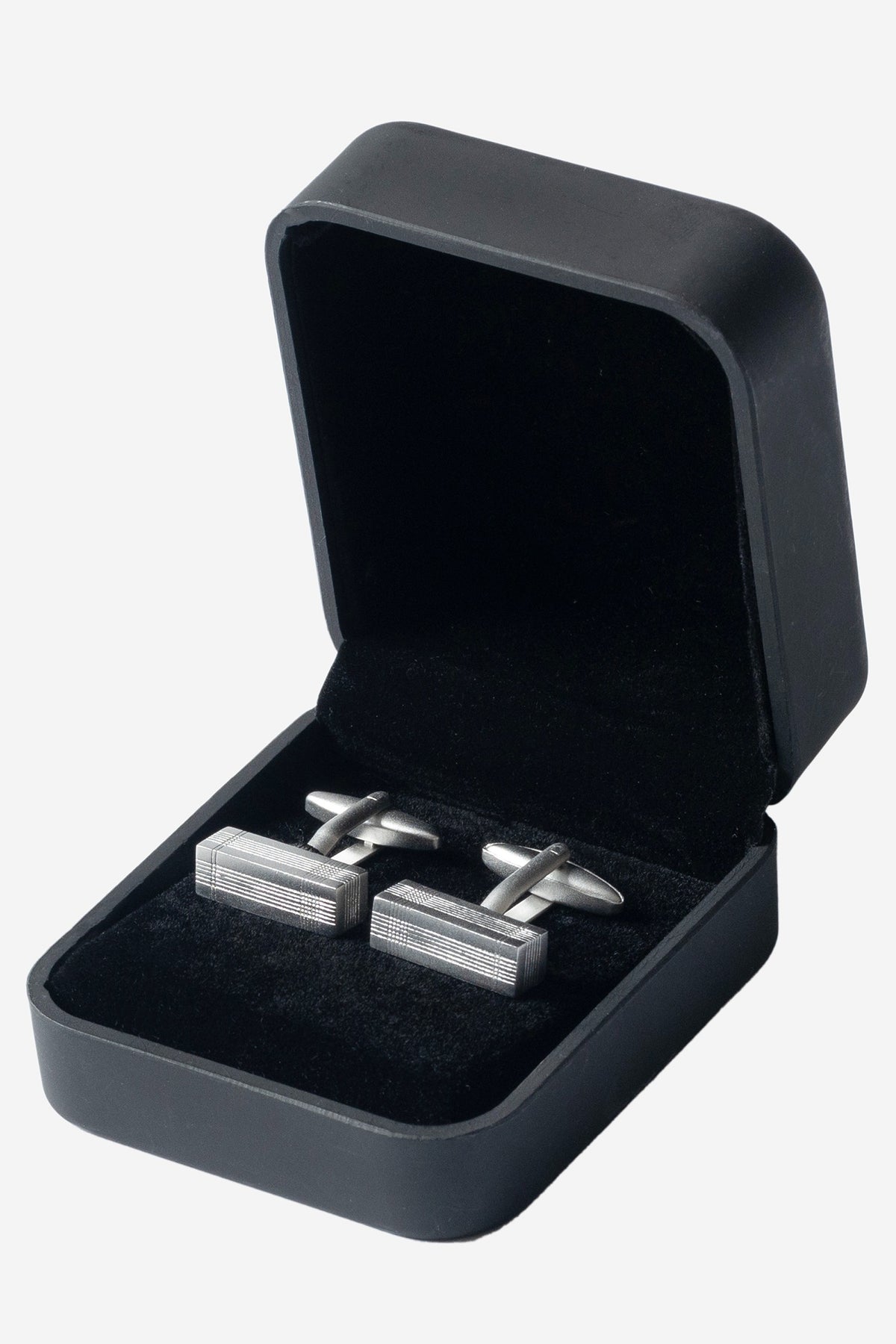 CUFF LINKS