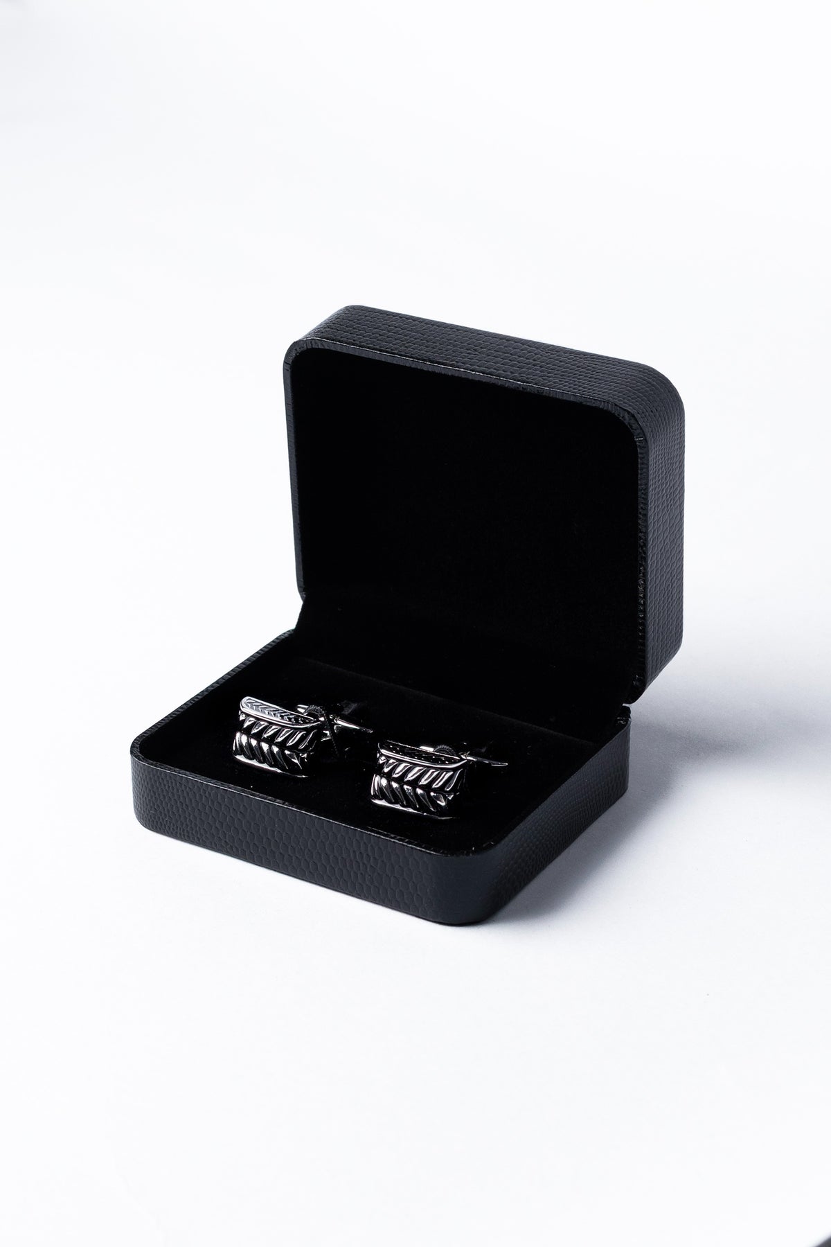 CUF-2491 - CuffLinks