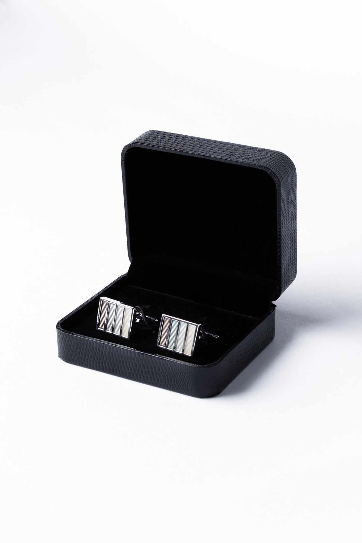 CUF-2923 - CuffLinks