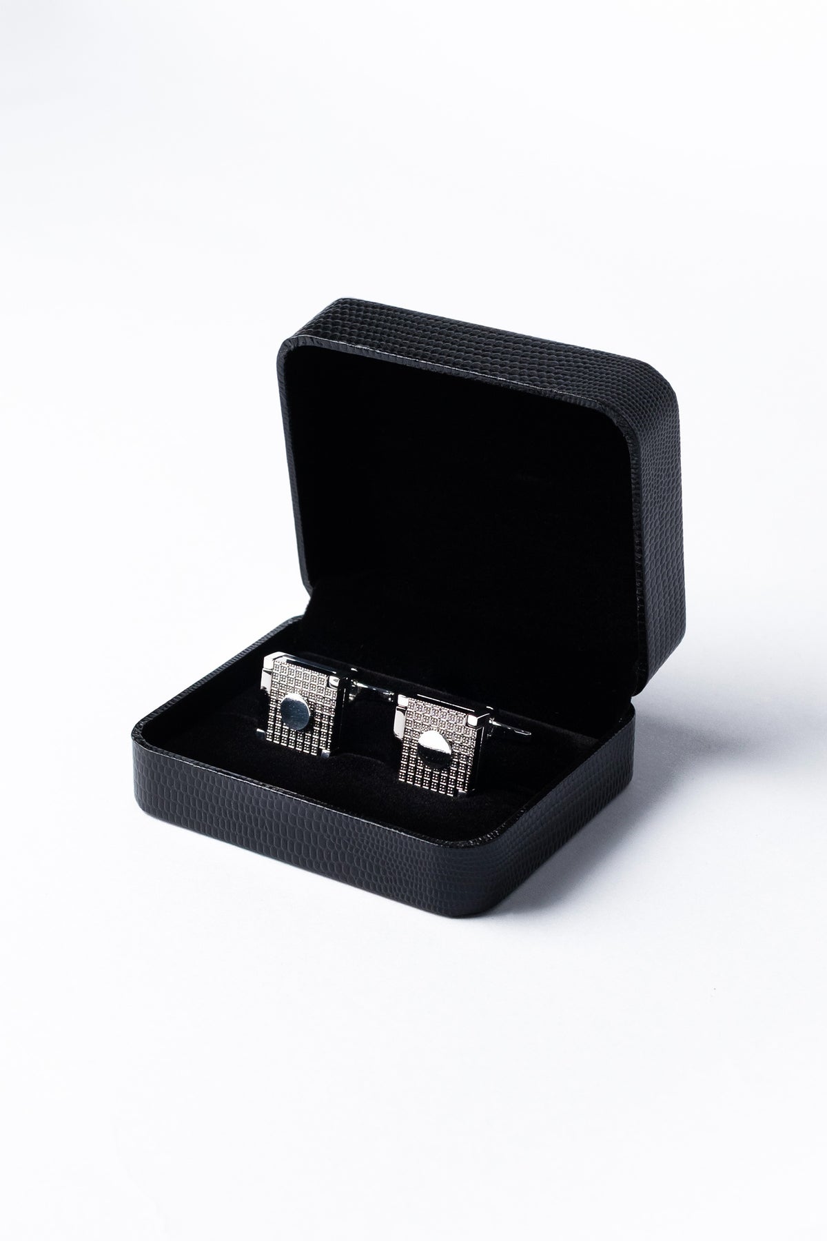 CUF-2939 - CuffLinks