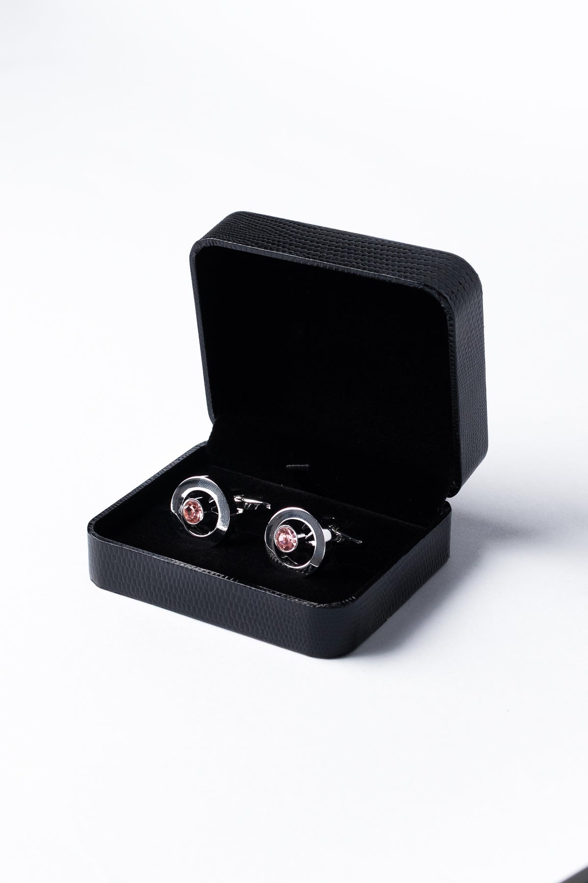 CUF-2940 - CuffLinks