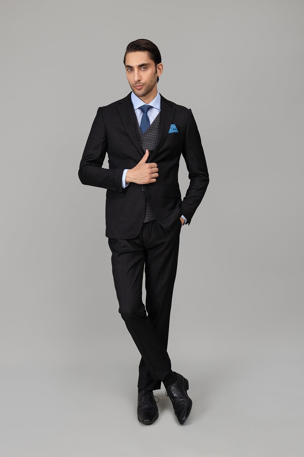 Suits 03 Piece - 3SP982-BK