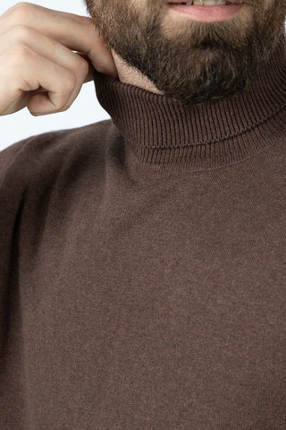 BROWN SWEATER