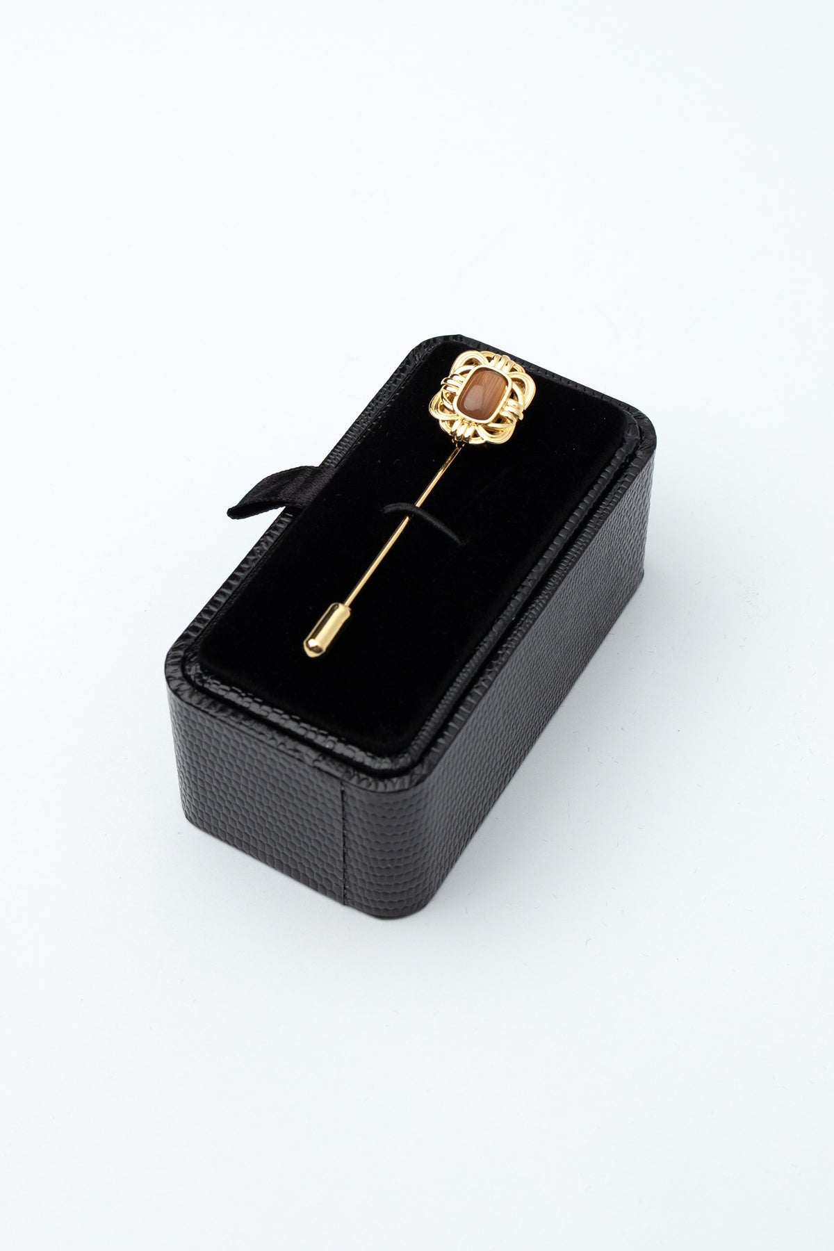 Golden Sovereign Lapel Pin